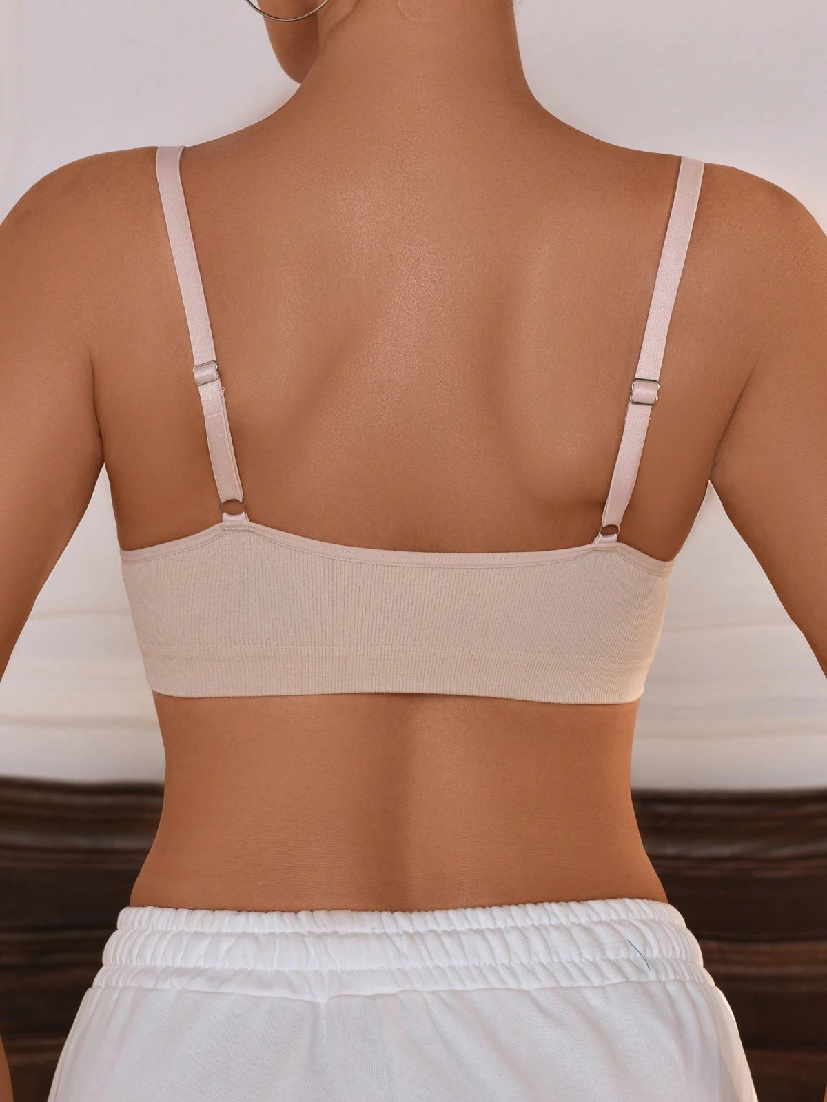 Ribbed Plunge Wireless Bra — Nude